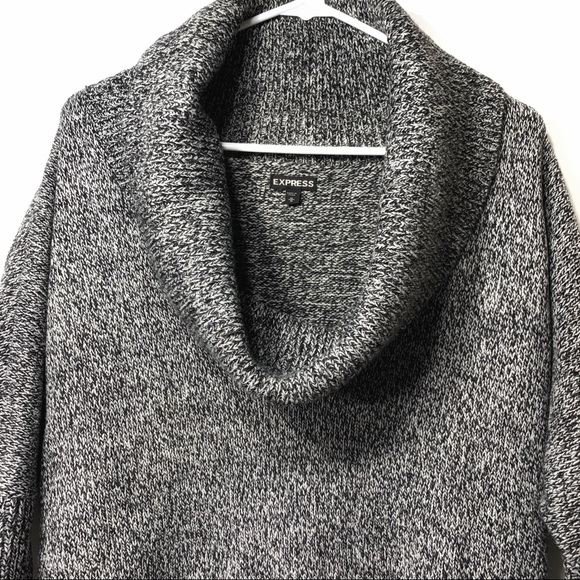 Express Women’s Sweater - Picture 2 of 5